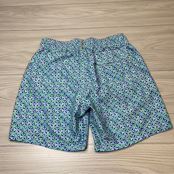 Bugatchi Mid Length 7” Blue Green Geometric Swim Lined Shorts Trunks Mens Size M - Picture 3 of 13